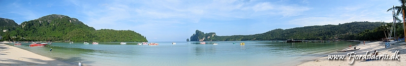 041111 Phi Phi 014.JPG